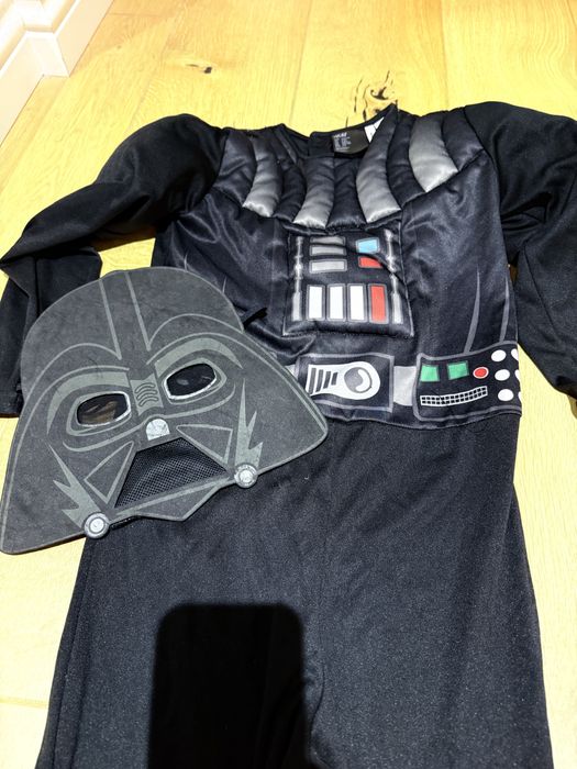 Strój przebranie Darth Vader H&M maska peleryna 122/128