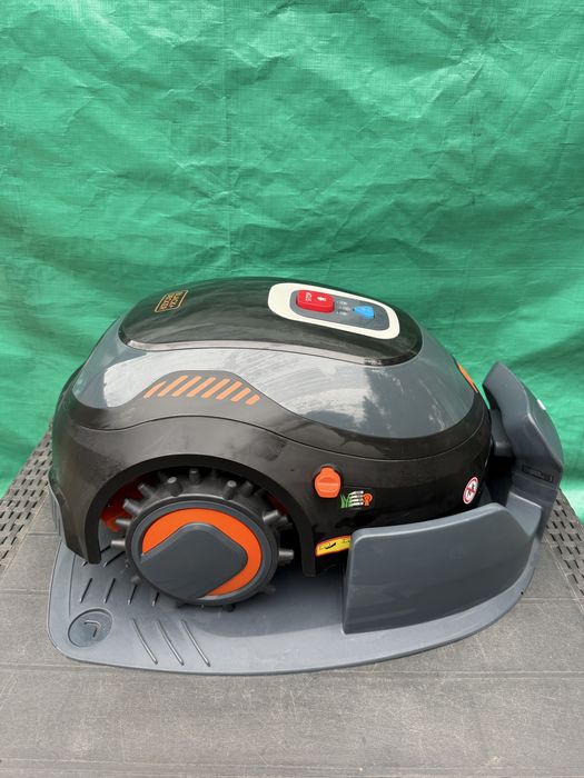 Robot Koszący BLACK+DECKER BCRMW122