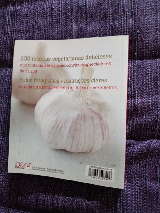Livro receitas vegetarianas.