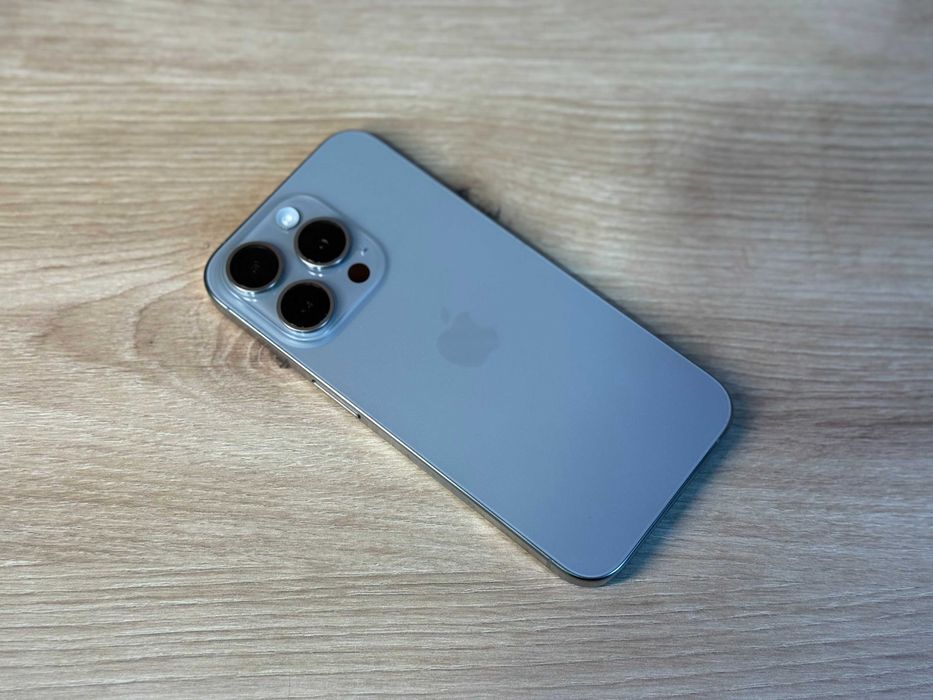 Telefon Apple iPhone 15 Pro 128 GB – wersja eSIM bat: 100 % +GW 12 msc