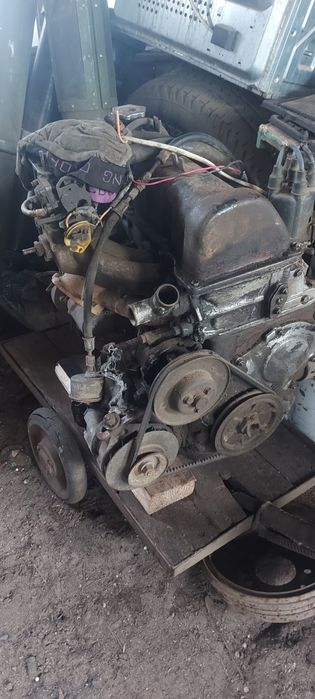 Комплект -движок Ваз та кпп Луаз всборі