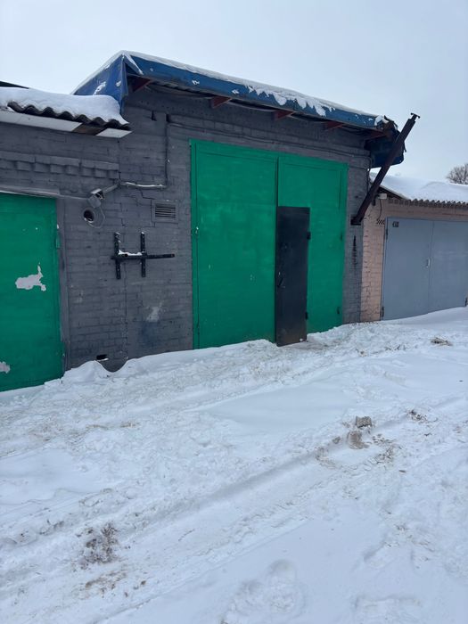 Здам 2 гаражі складська