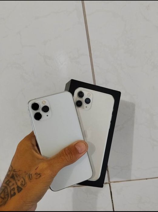 iPhone 11 Pro todo original com caixa e acessórios
