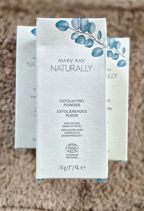 Puder peelingujący Naturally Mary Kay