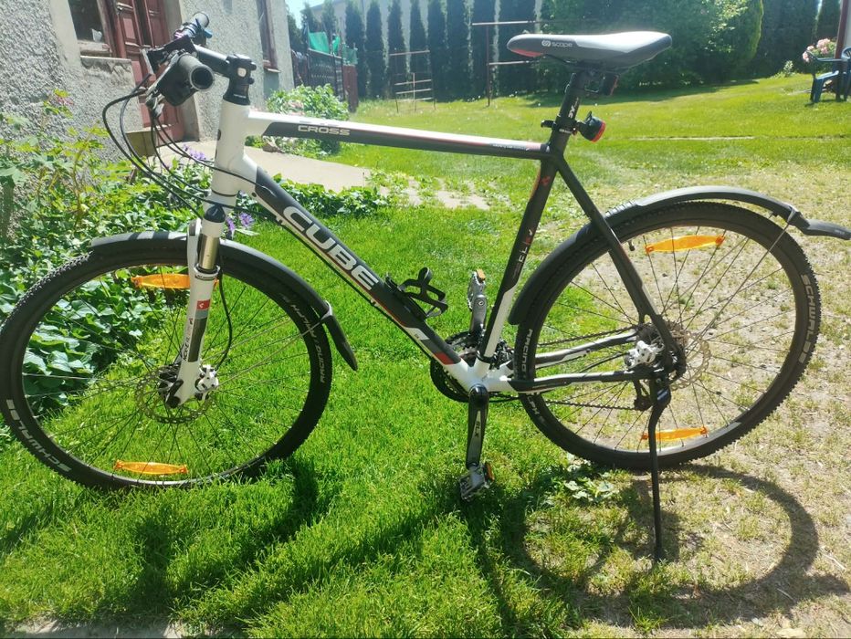 Cube Cross CLS koła 28" Rama Xl