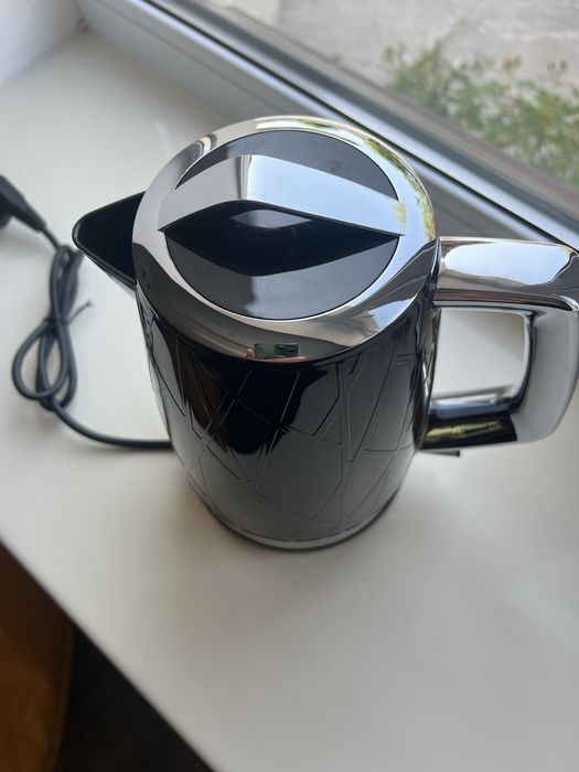 Чайнік єлектричний Russell Hobbs