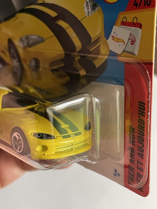 Hot wheels ‘67 shelby gt500, ‘96 Dodge Viper GTS