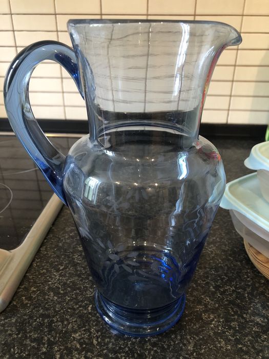 Vintage pitcher in excellent condition426581003517317125