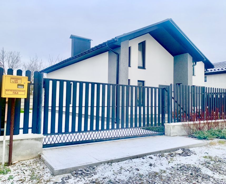 Продам новий Будинок !