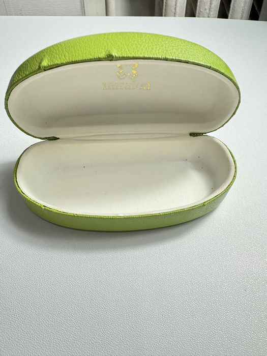 Защитный футляр для очков Miraton