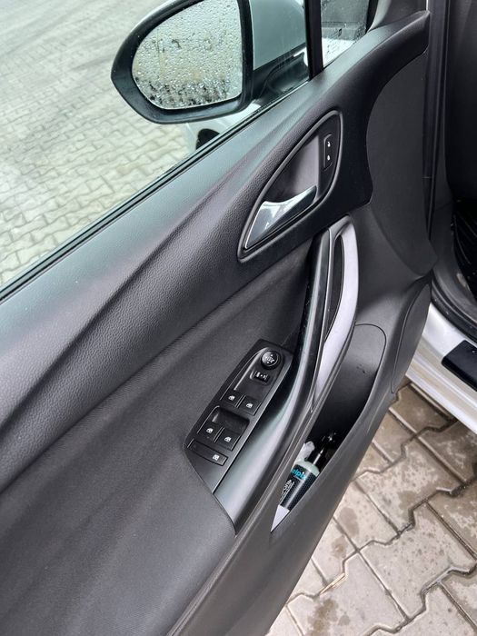 Продам Opel Astra K. 2016р. 1.6дизель