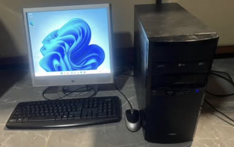 Pc gamig completo rato teclado monitor