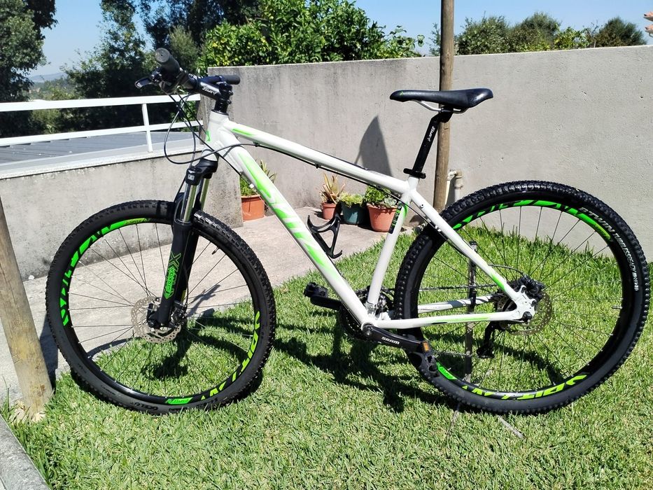 Bicicleta Sptiz Terrain 60 Roda 29 L Alumínio
Roda 29
Tamanho LSptiz Terrain 60
Roda 29
Tamanho L