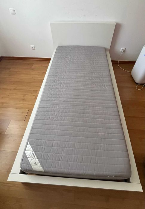 1 ou 2 camas de solteiro 90x200 com colchão