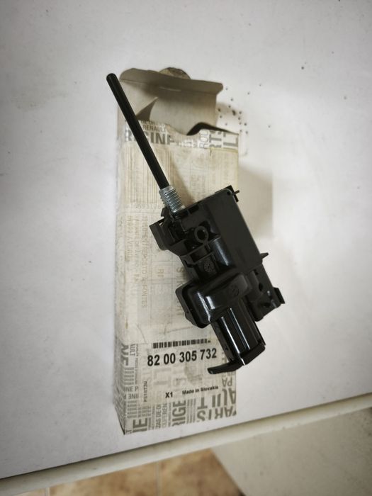 Original Renault 8200305732 fecho