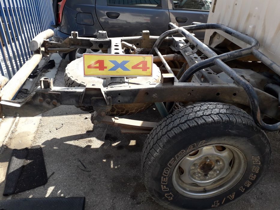 Nissan d21 4x4 todas as peças Motores bom estado locos cabeça