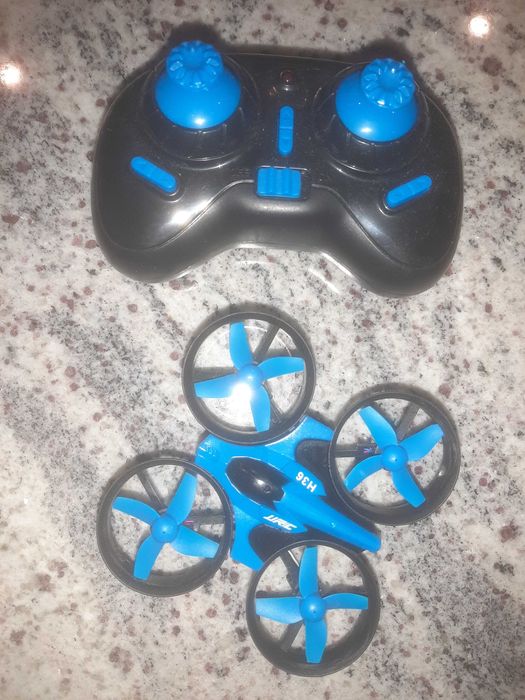 DRON dla dziecka RC JJRC H36 mini 2.4GHz 4CH 6 axis; zdalnie sterowany; oświetlenie LED