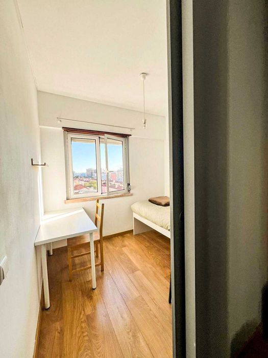 Quartos para alugar em zona de prestigio - Campo Grande/Alvalade