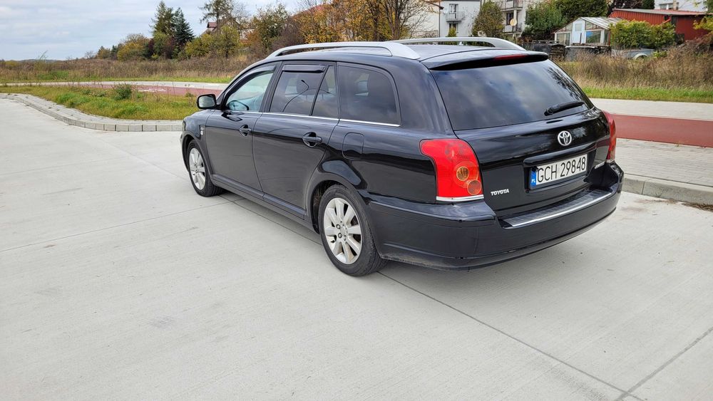Toyota Avensis T25 2.0 D-4D Kombi