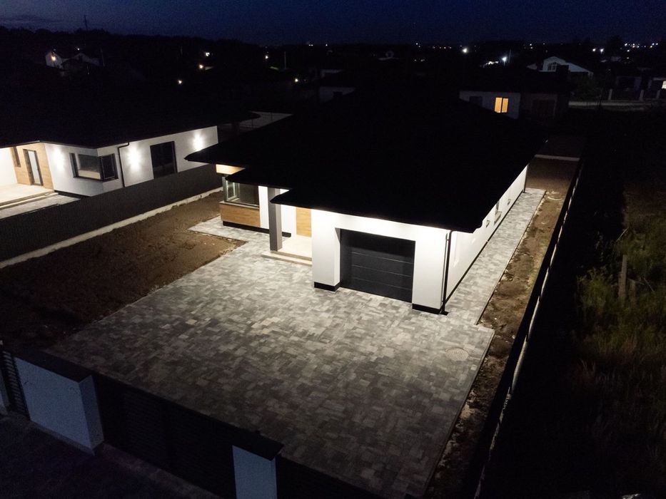 Продам будинок в. Набережна 11 в селі Боратин