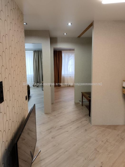 АН Продам 3 кв. П.Поле, м."23 Августа". Евроремонт.42000.Д57.