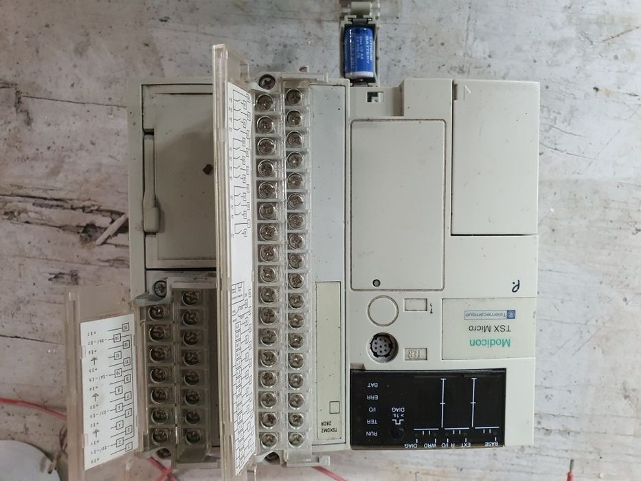 Autómato telemecanique