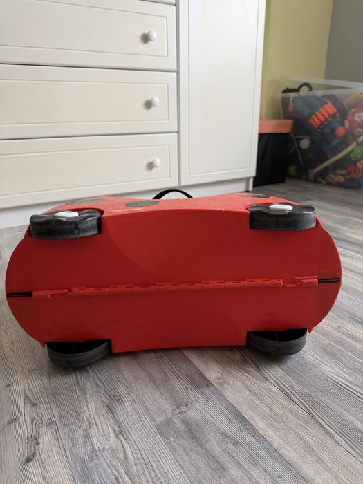 Валіза / чемодан  дитяча trunki на колесах