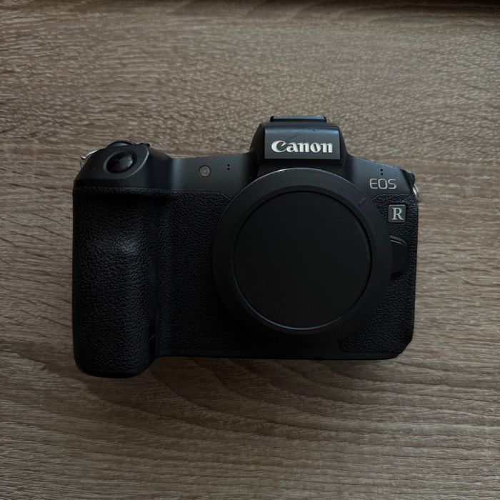 Canon EOS R + RF 50mm f/1.8 + адаптер EF-EOS R.