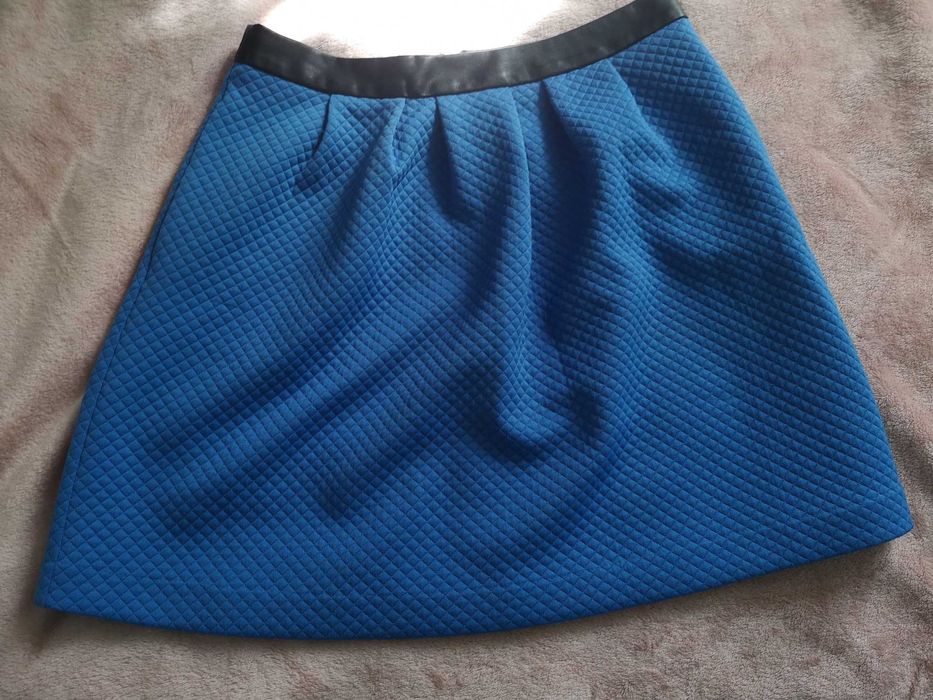 Niebieska spódniczka Reserved