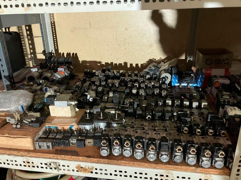 Lote de válvulas electrónicas