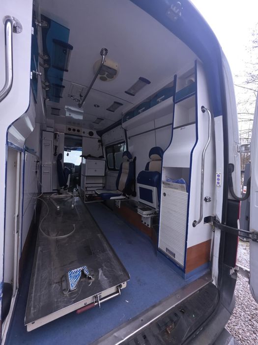 Mercedes Sprinter Karetka 2.2 CDI 6 osób