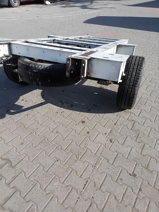 Rama lawety przyczepka oś tylna renault master