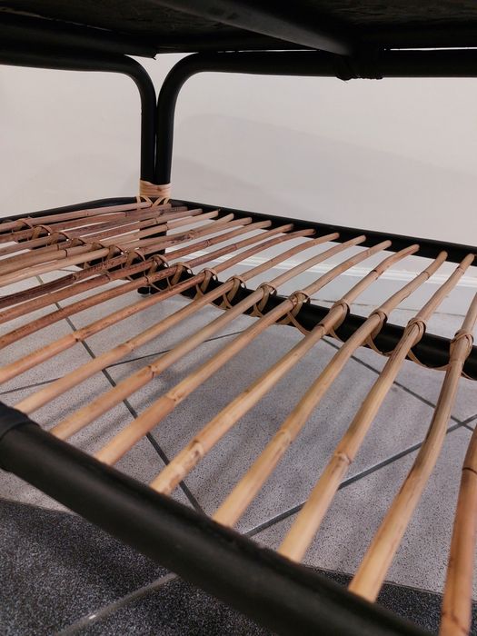 Mesa centro rattan e madeira nova