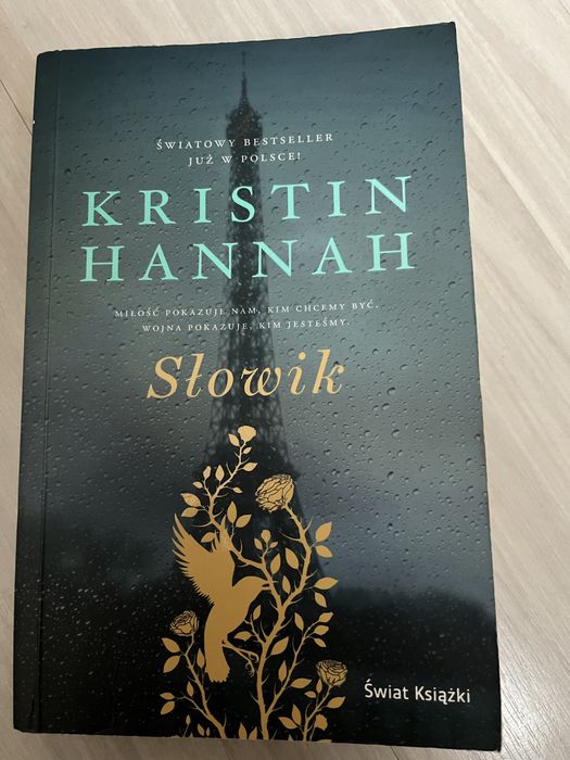 Książka „Słowik” Kristin Hannah
