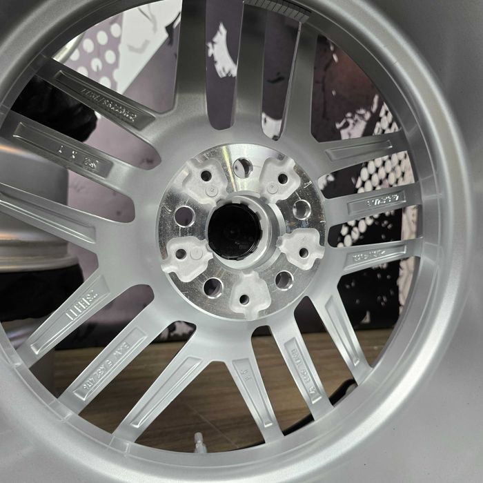 19" оригінальні одноширокі диски BMW 5 G60/G61/G30 7 G11/G12 933 Style