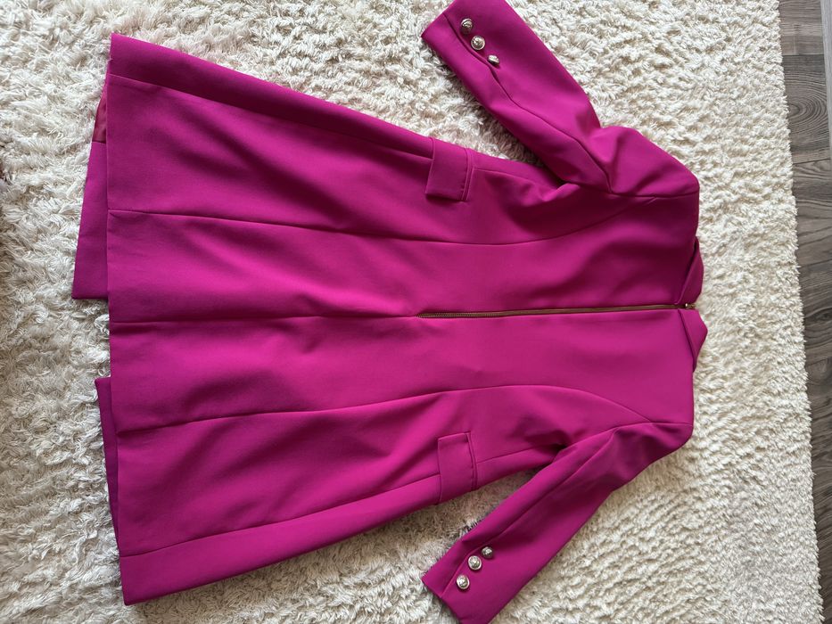 Продам піджак в гпрному стані