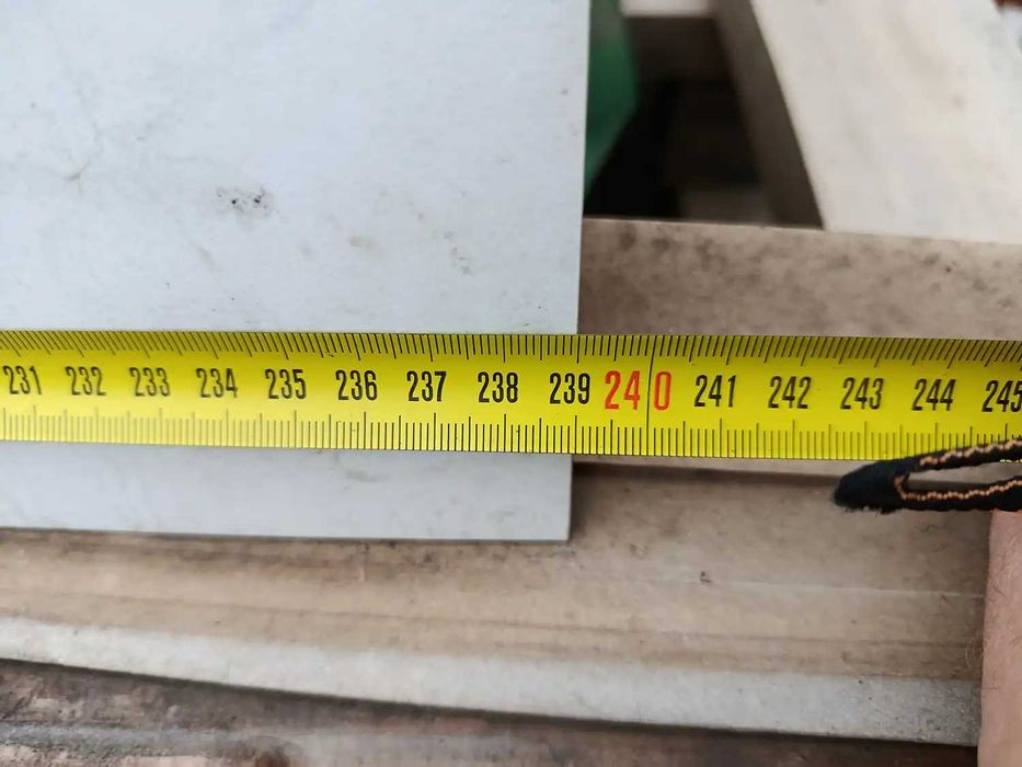 Wielkoformatowy Spiek kwarcowy -