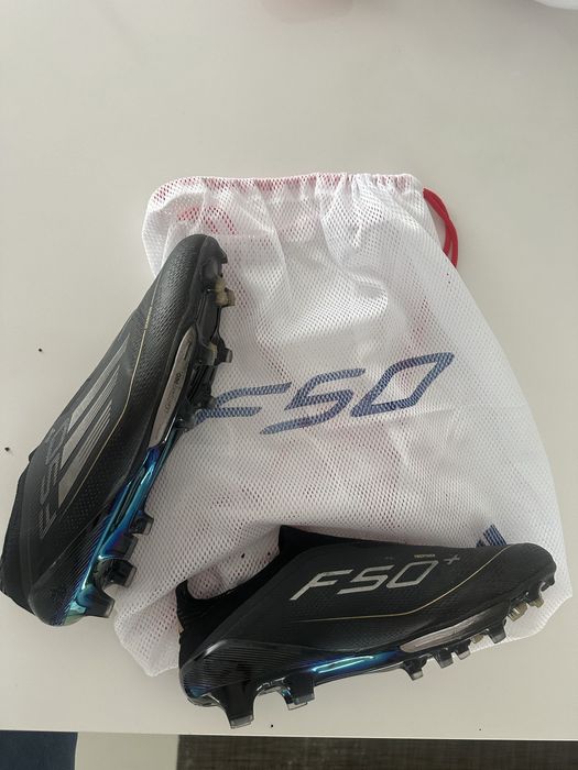 Chuteiras adidas F 50