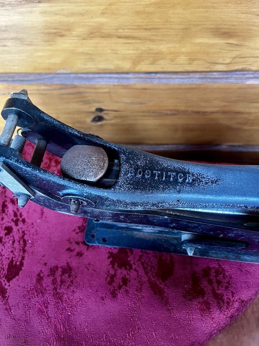 Antigo agrafador industrial Bostitch