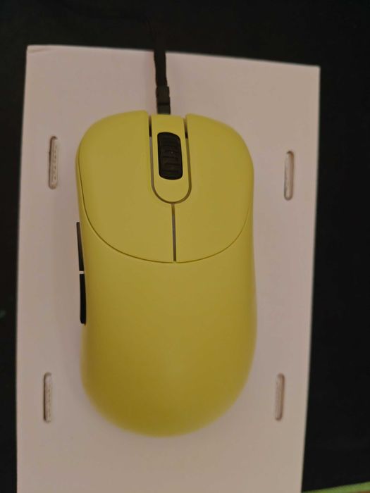 Vaxee OUTSET AX – matowa, przewodowa mysz gamingowa – używana 2 dni