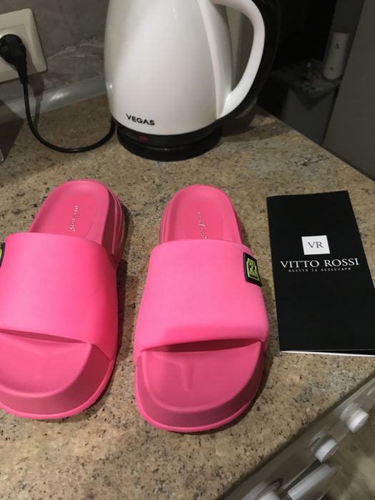 Продам шлепки-сабо