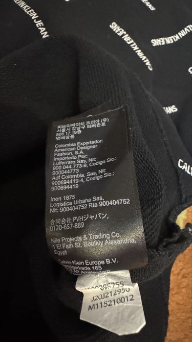 Свитшот худи укороченный Calvin Klein Jeans М-L