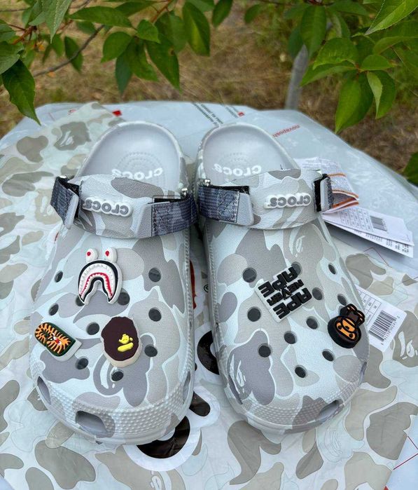 Крокси чоловічі Crocs x BAPE Classic Clog 39 розмір на стопу 24.5-25.1 см ТОР 2026
