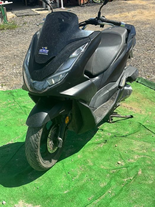Honda pcx 2022 usada