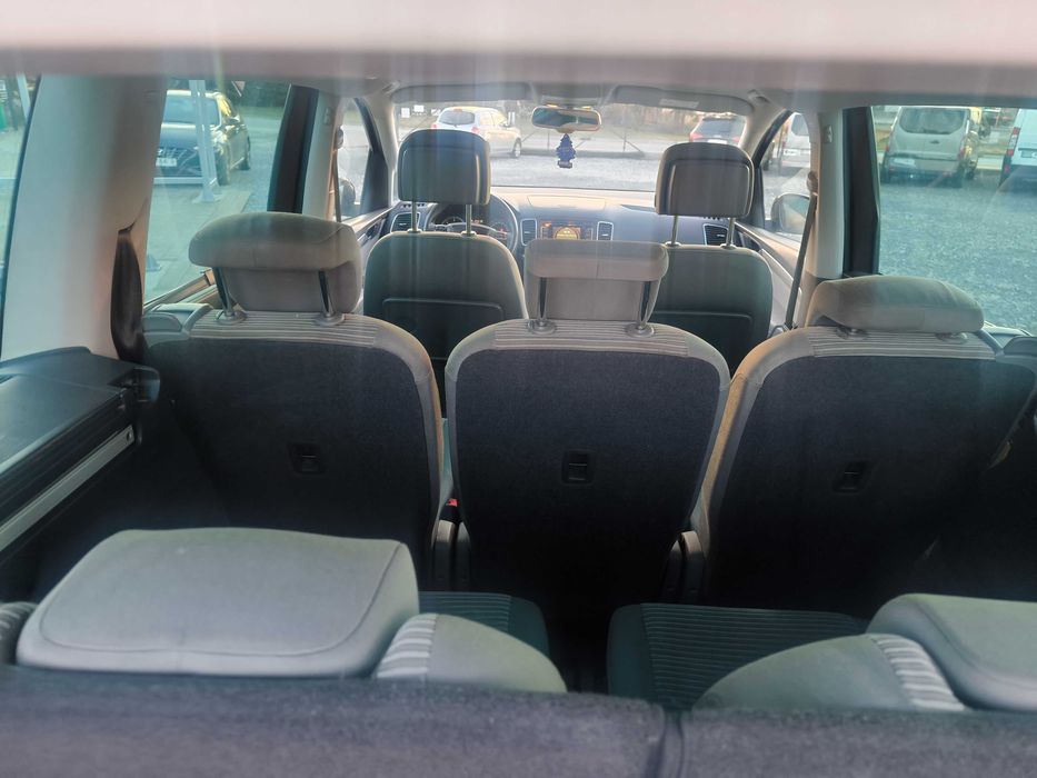 Seat Alhambra 7 osobowy wynajem, wypożyczalnia JBCARS