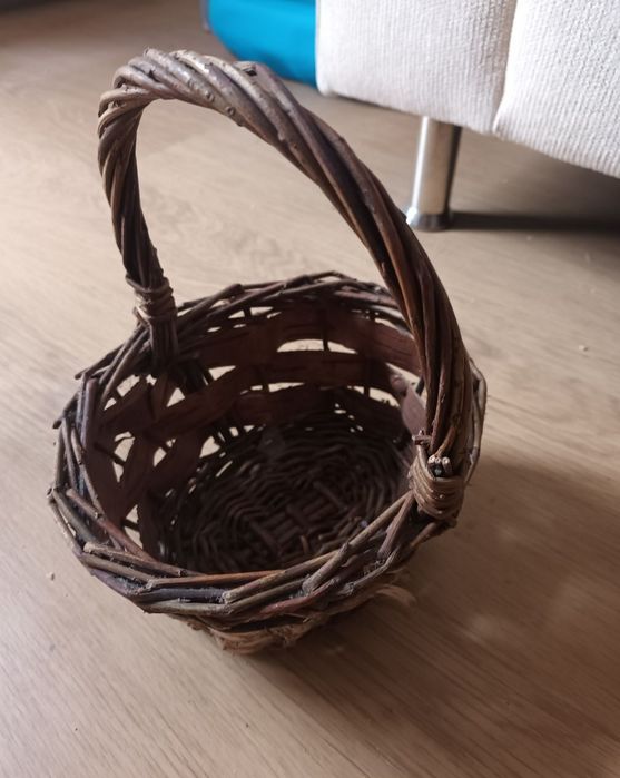 Cesto pequeno usado