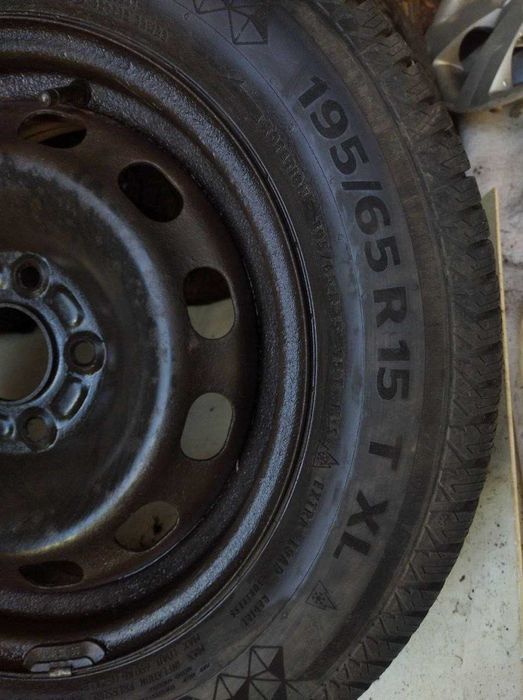 Зимові Шини Continental Viking Contact 7 · 195/65/R15 T XL на дисках