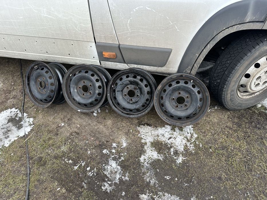Felgi stalowe z czujnikami od Kia 15 cali