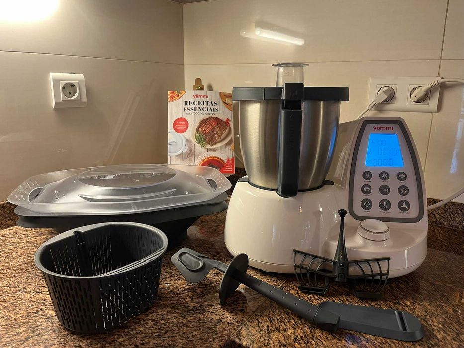 Yämmi 2 Upgrade completa + caixa + acessórios + livro | Muito bom estado