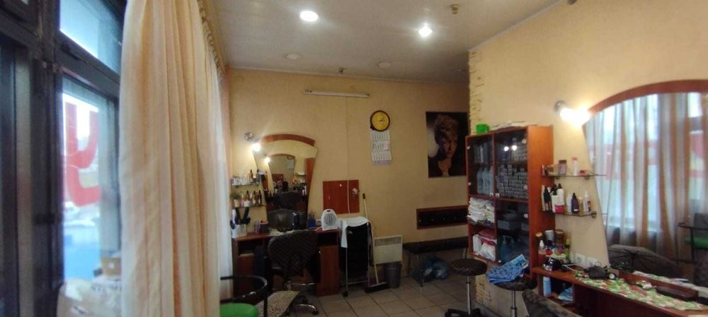 Продаж нежитлового приміщення вільного призначення Троєщина